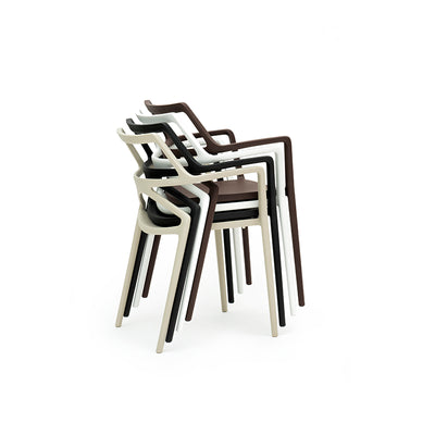 Delta Chair